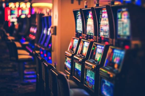 bwin365 platform interface showing sports, live dealer, and slot game categories